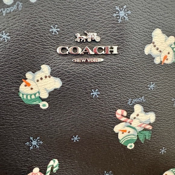 Coach purse☃️ Printed coated canvas and smooth leather snowman tote bag - Picture 4 of 12
